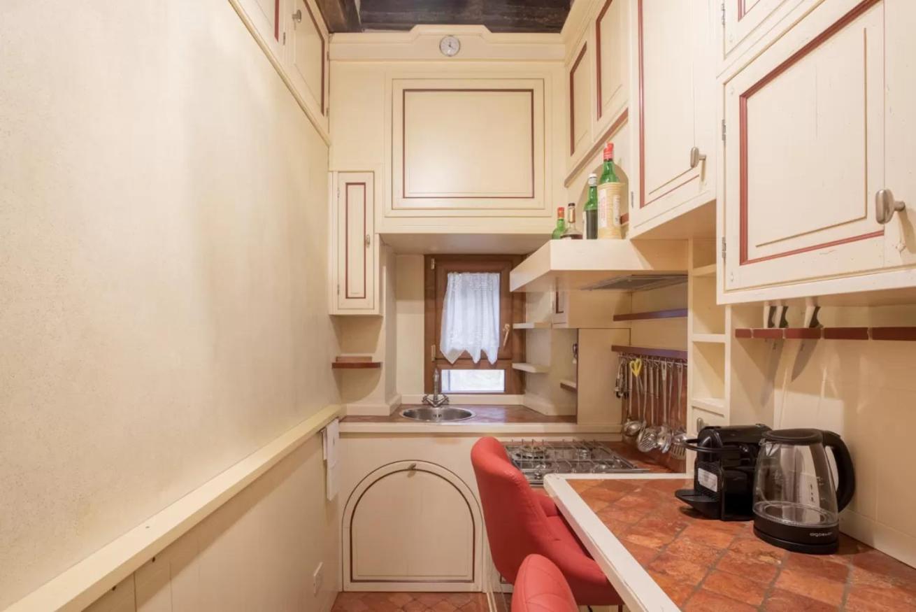 Antique Luxury House Apartment *